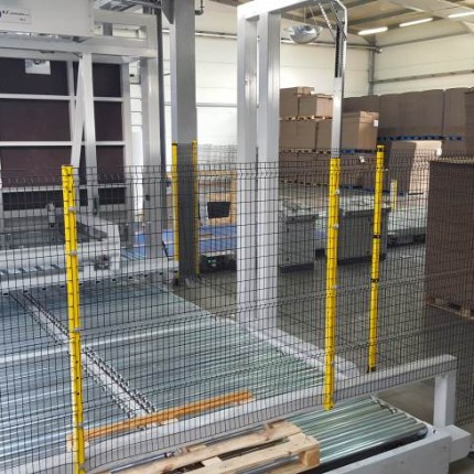 Full automatic pallet inserter device (PID)